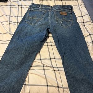 Wrangler relaxed fit